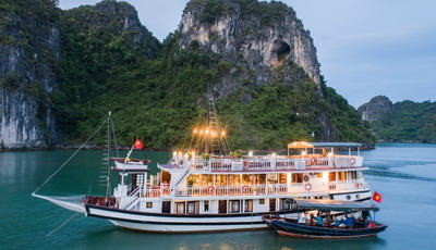 Bai TU Long bay Economy Cruises