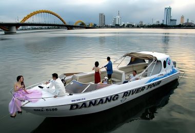 Danang river tour