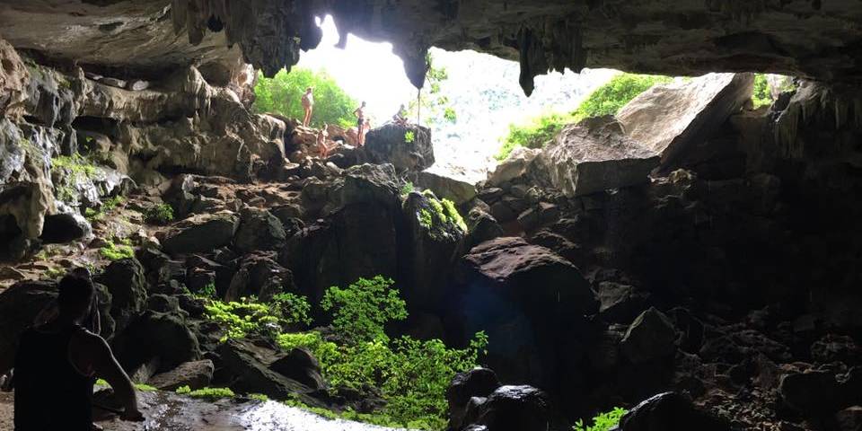 halong cave