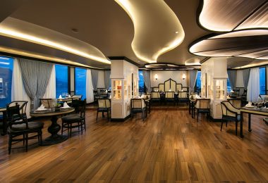 Dinning - O' Gallery Lotus Cruises