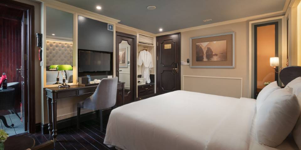 Athena Family connecting Suite