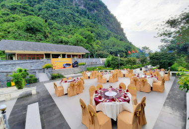 Ban Gioc Resort Outdoor Restaurant