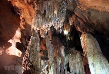 Nang Tien Cave