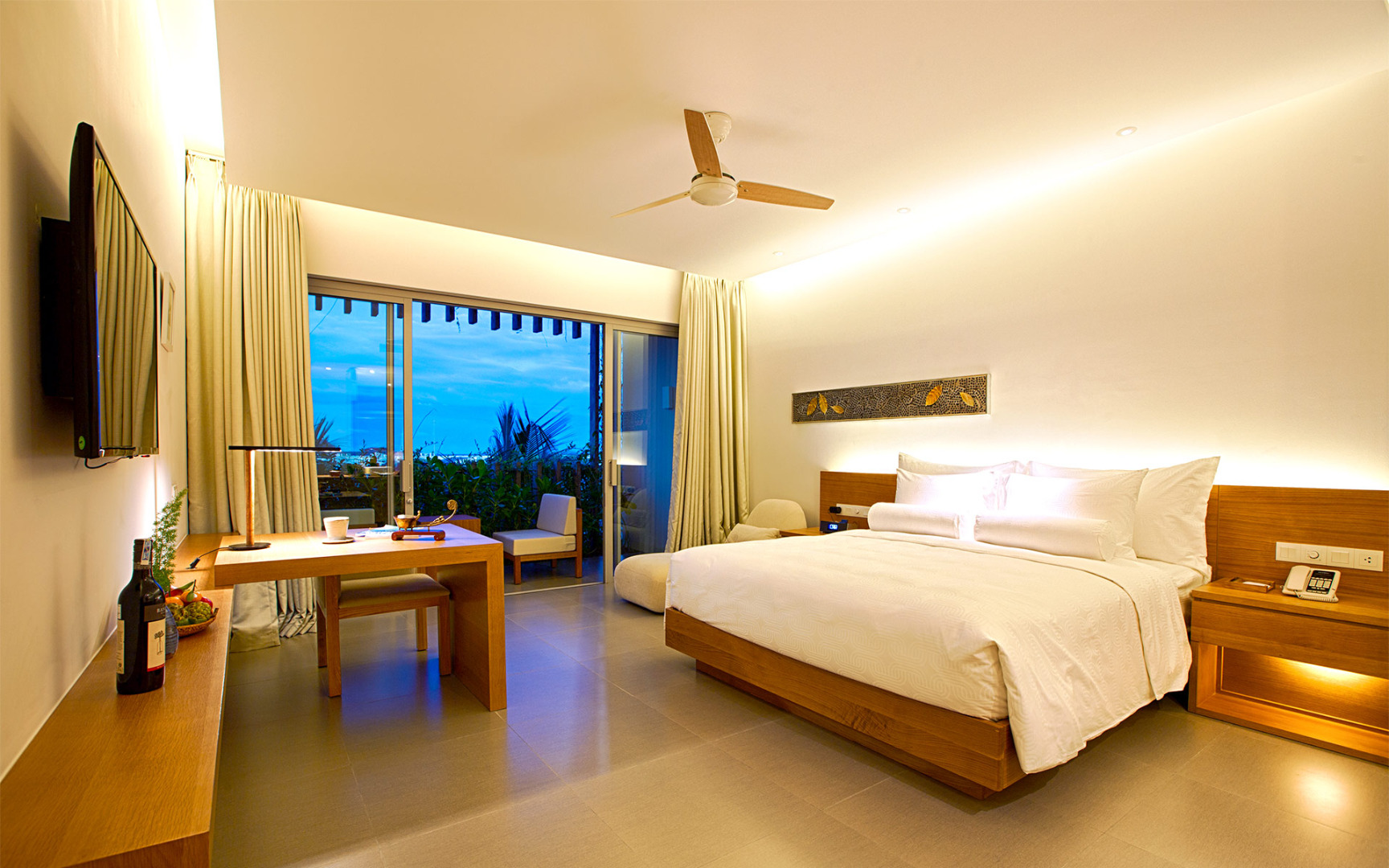 Nanam Retreat Beachfront Villa Double Room