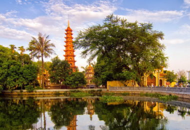 Hanoi But Thap Pagoda