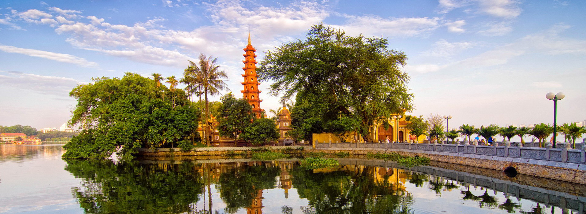 Hanoi But Thap Pagoda