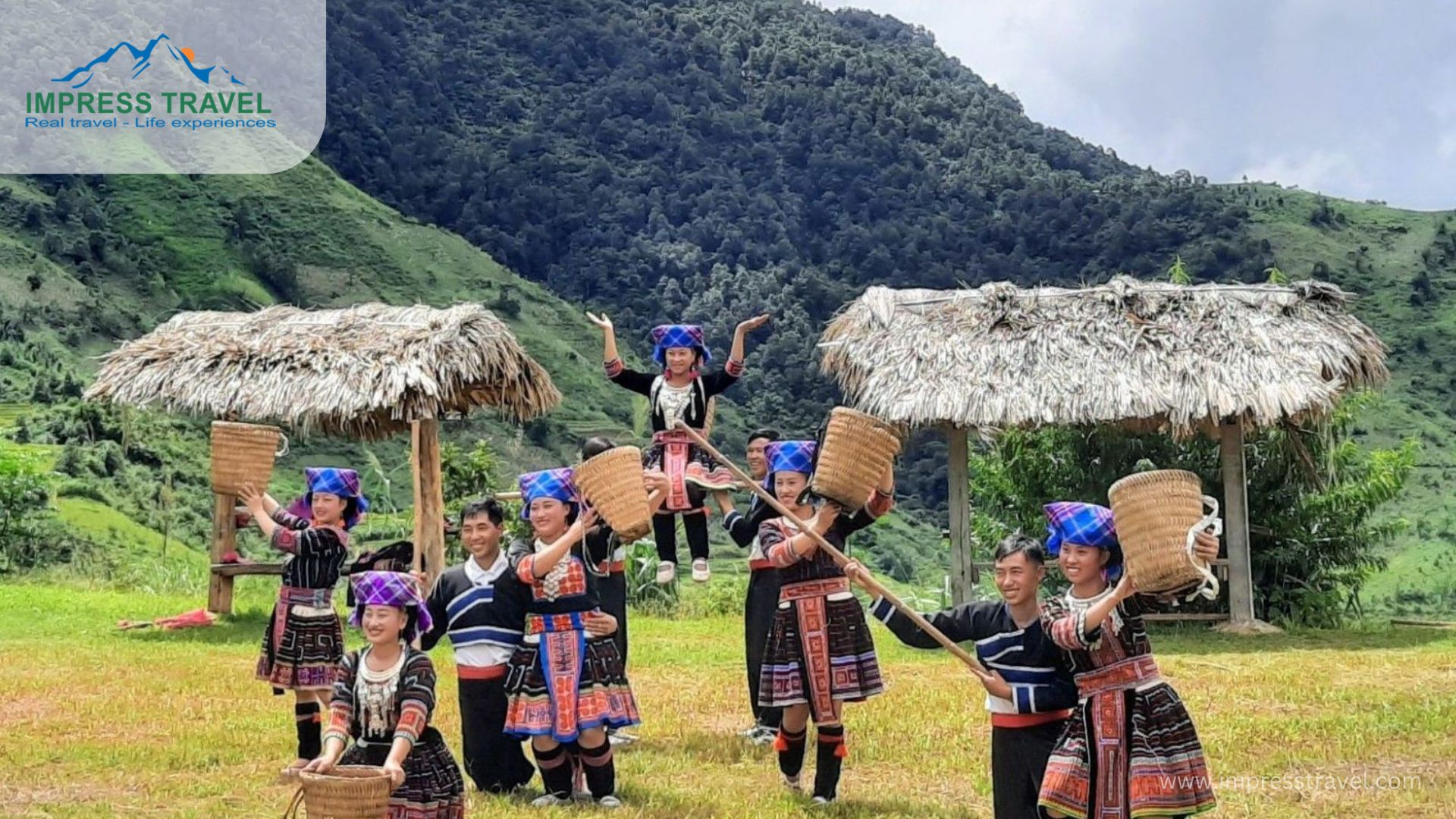 Hmong Sisters