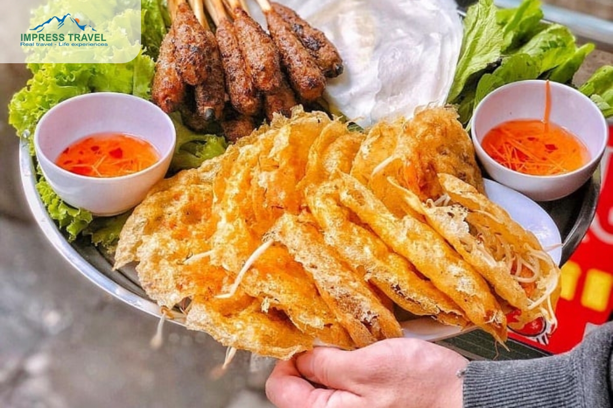 Street Food Stalls Near Han Market