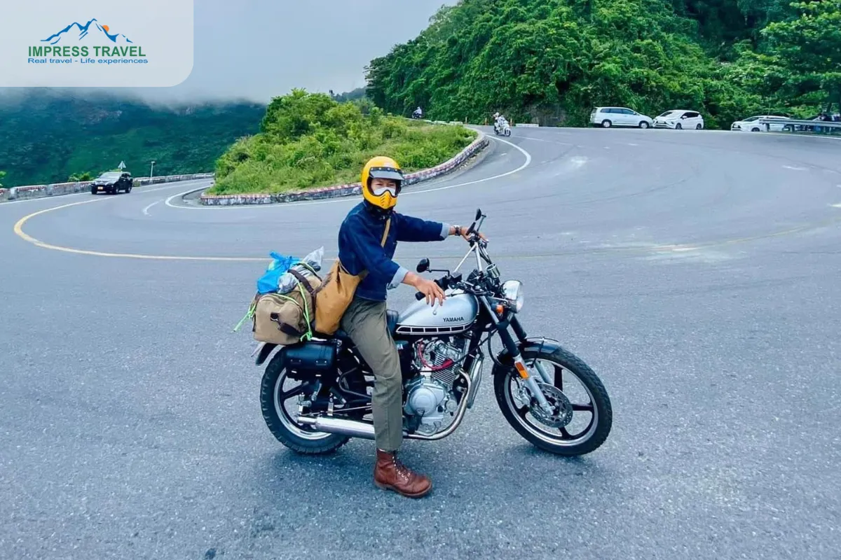 Rent a motorbike to travel 