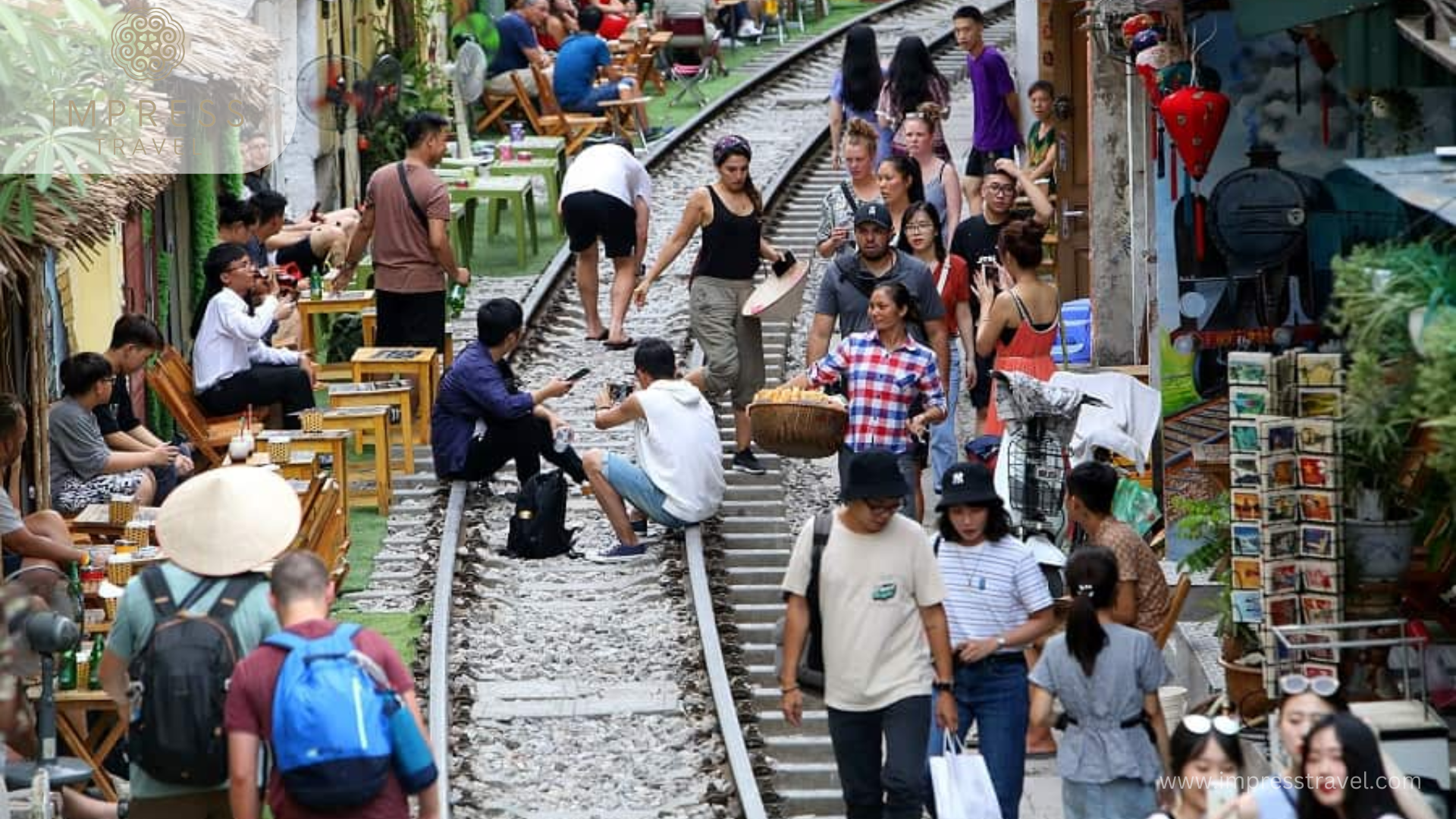 Suggest the best time to explore Hanoi Train Street