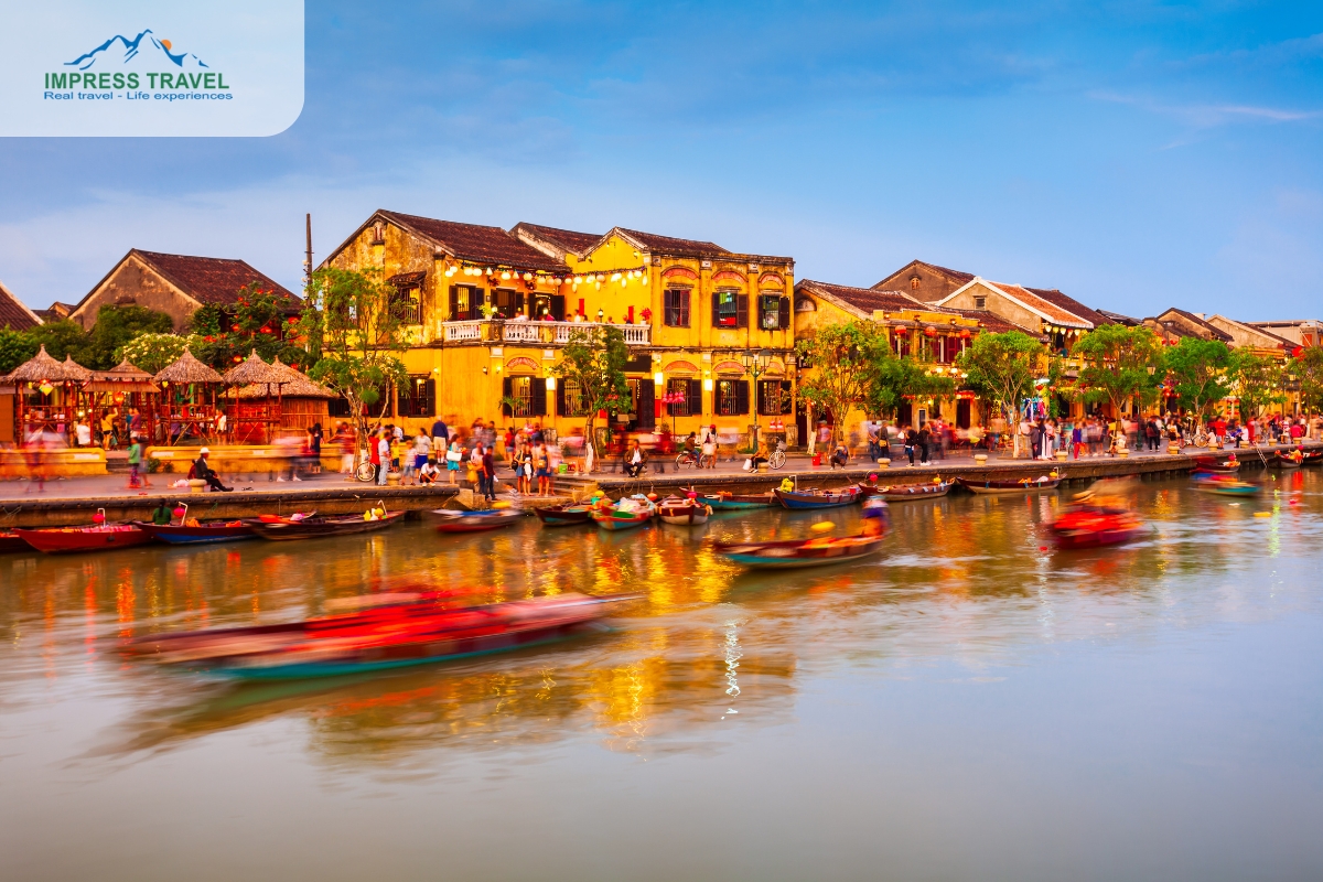 Hoi An Ancient Town Linh in package tours in Da Nang 