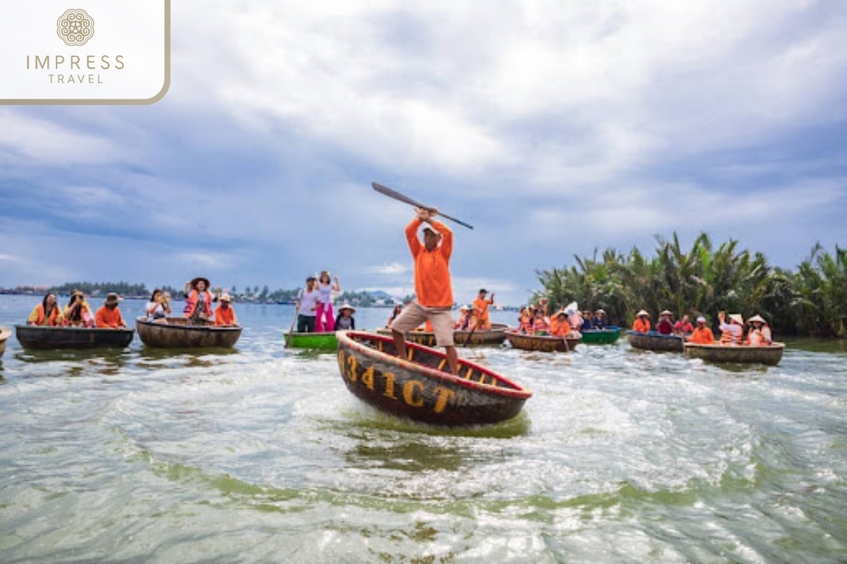 Traditional Thung Chai Boat Performances - Cam Thanh Coconut Village on a Danang Tour