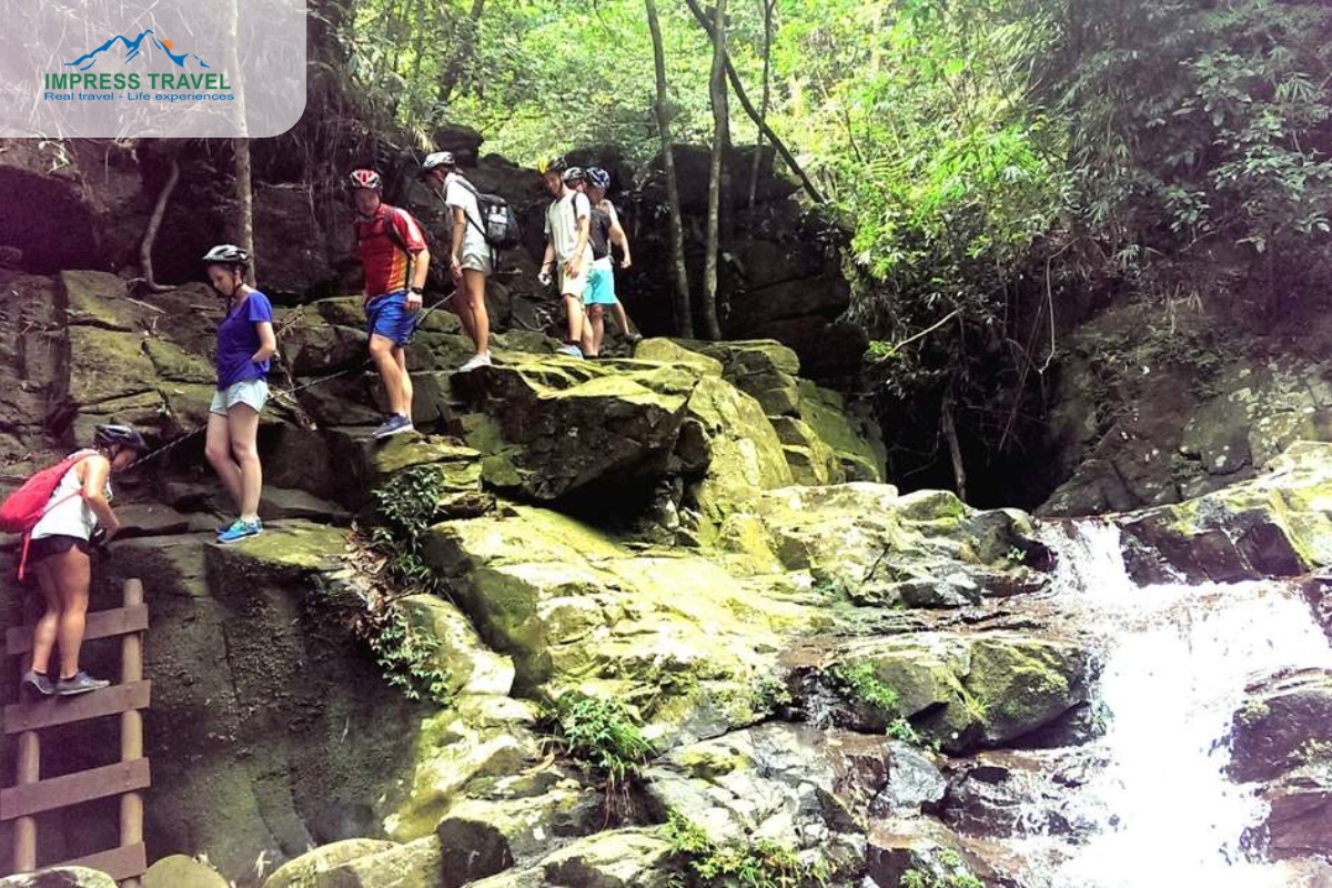 Trekking in Bach Ma National Park