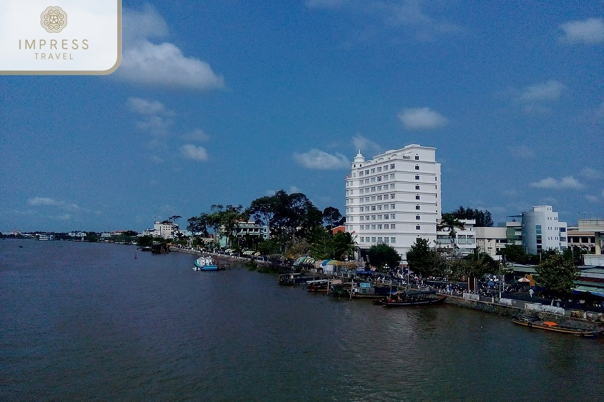 Full Day Tour to Visit Ben Tre: Arrival Ben Tre city center