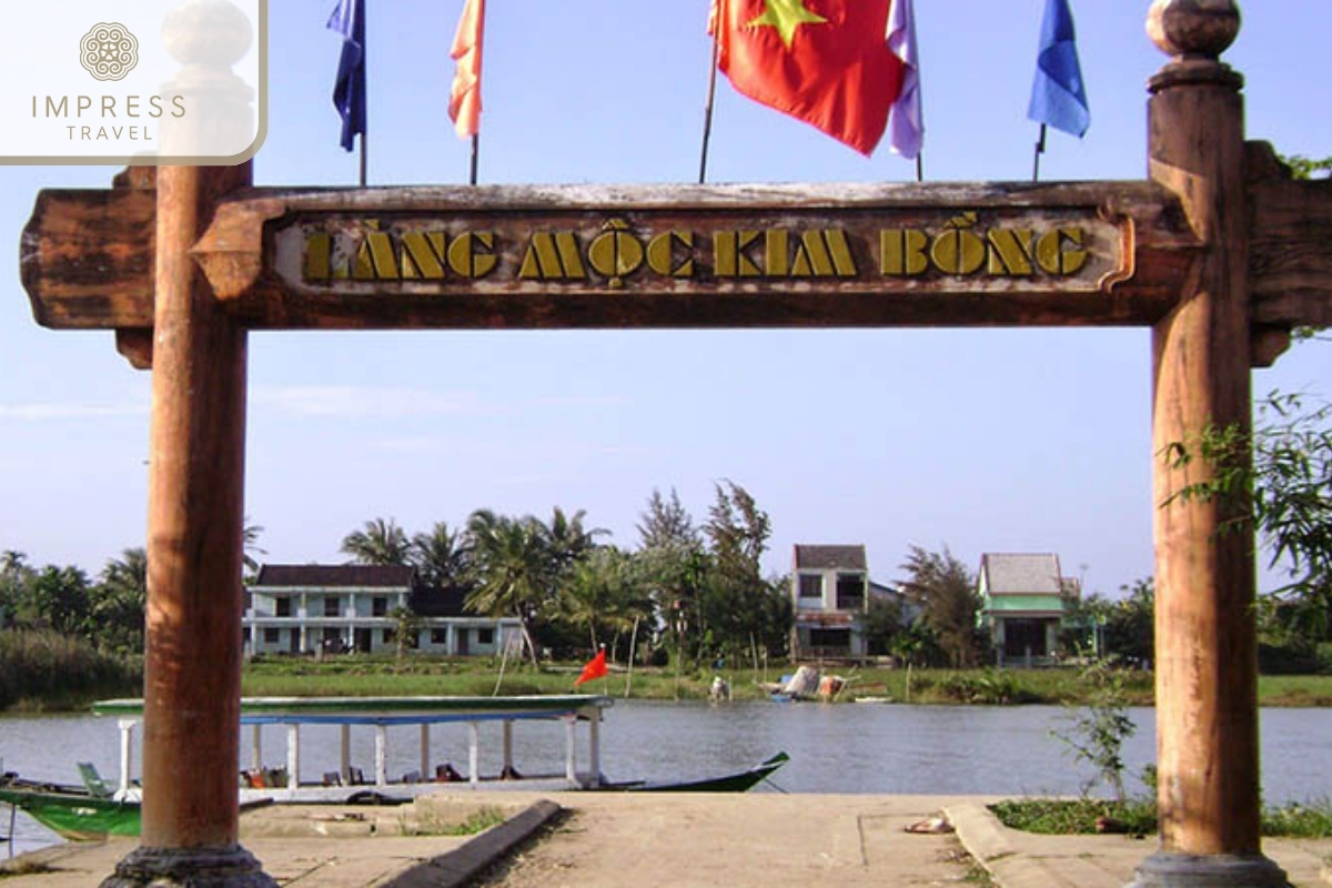  Kim Bong Carpentry Village - Danang Travel Itinerary Includes My Son