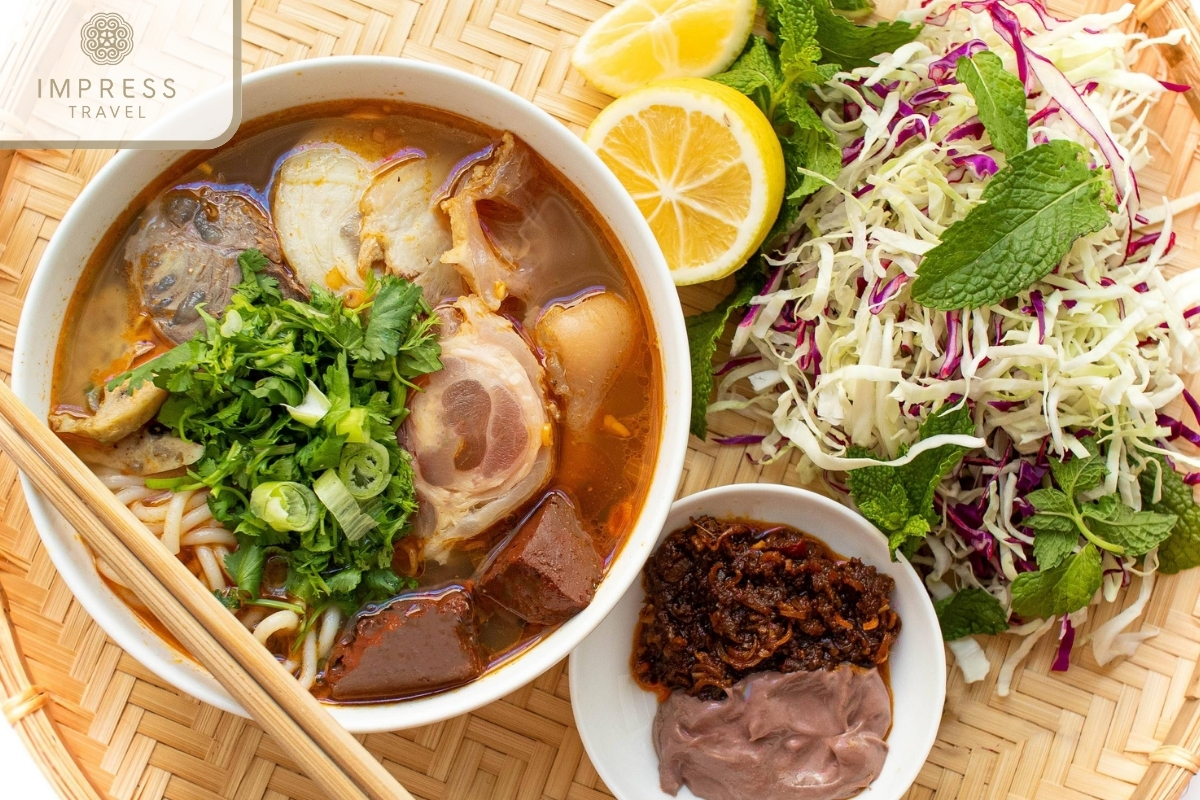 Bun bo Hue