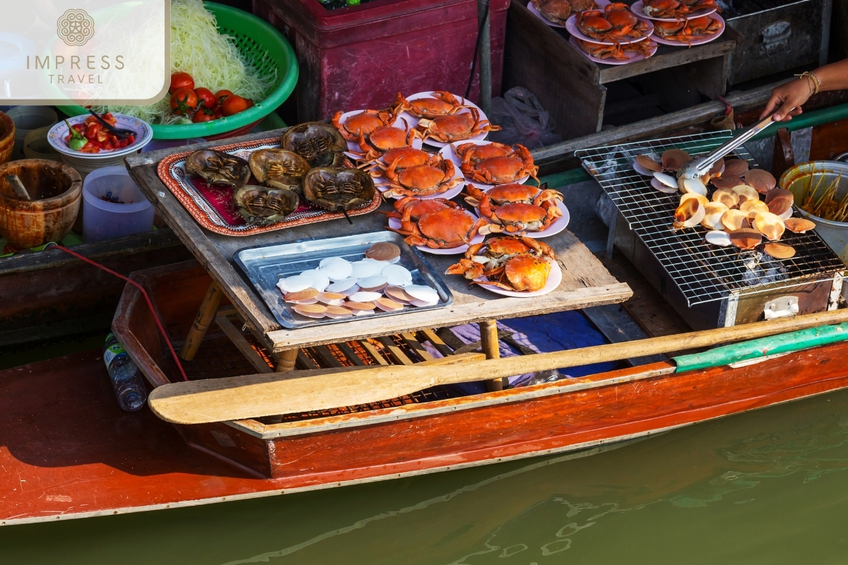 Floating market cuisine