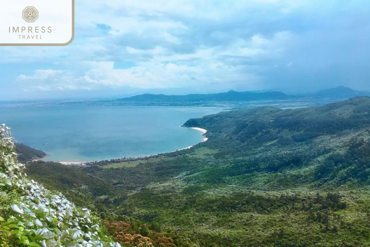 Lang Van Beach in Danang