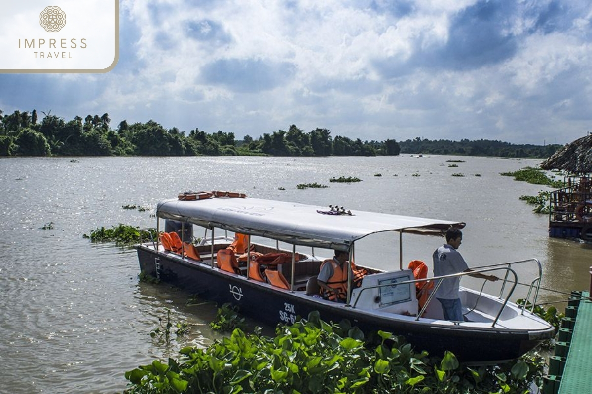 With safety equipment for the trip in Ho Chi Minh City with Les Rives Lux Speedboats