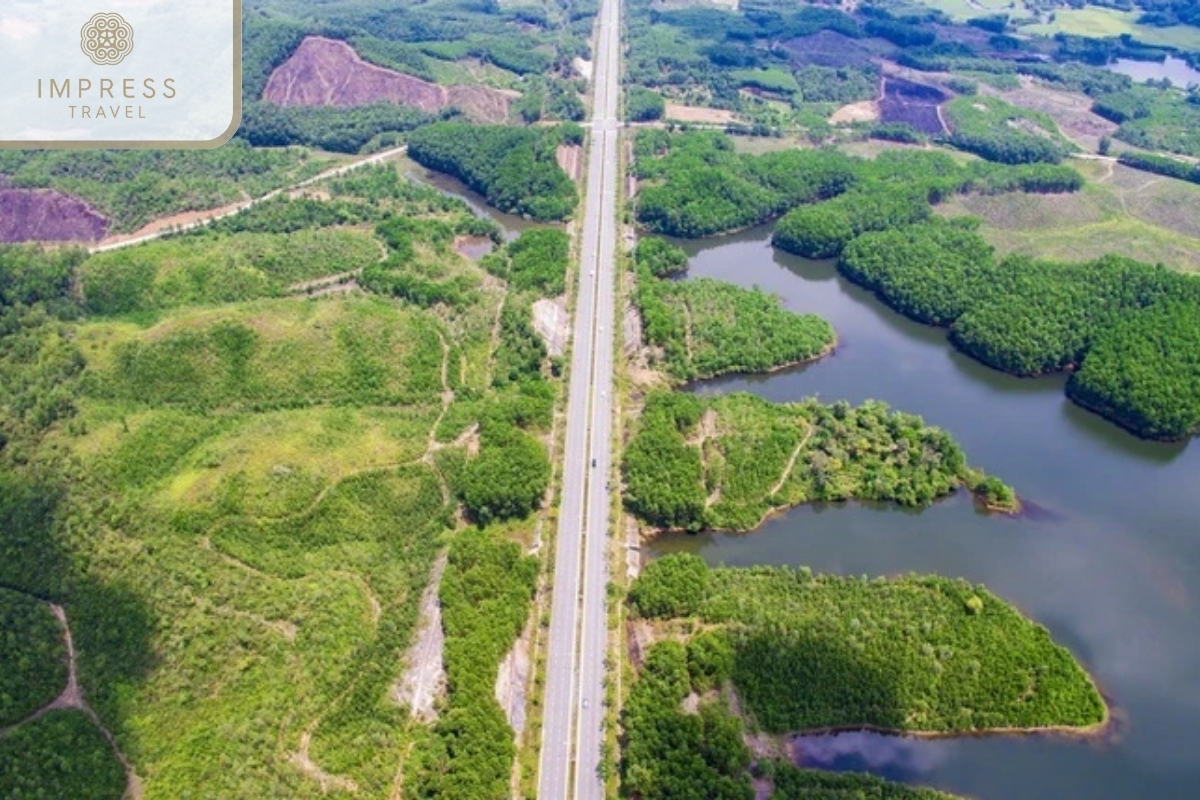 Truoc Dong Lake - 5 Beautiful Lakes in Danang For Outdoor Activities and Tours