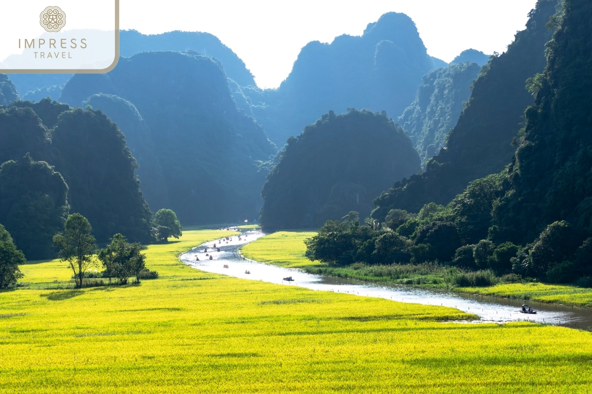 Ninh Binh for 7-day Vietnam tour package from Danang