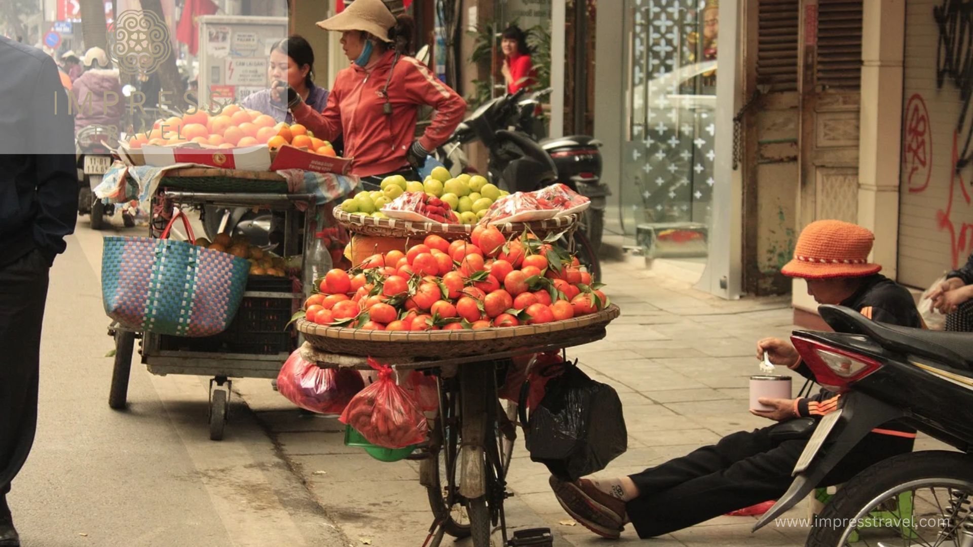 Hanoi street vendors