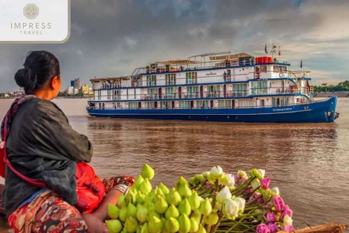 A colorful: Luxury Cruise Tours from Ho Chi Minh City to Phnom Penh 