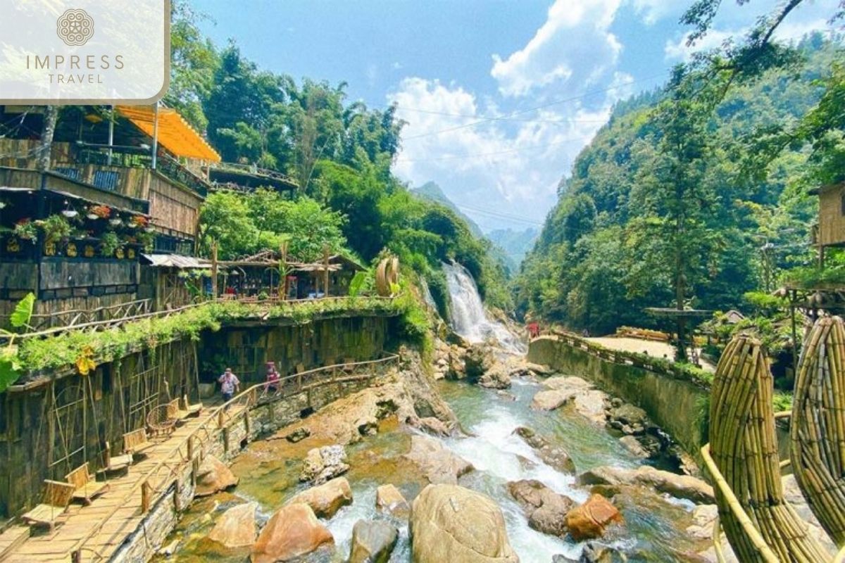 Cat Cat Village: Sapa Tours to Explore H'mong Villages and People 