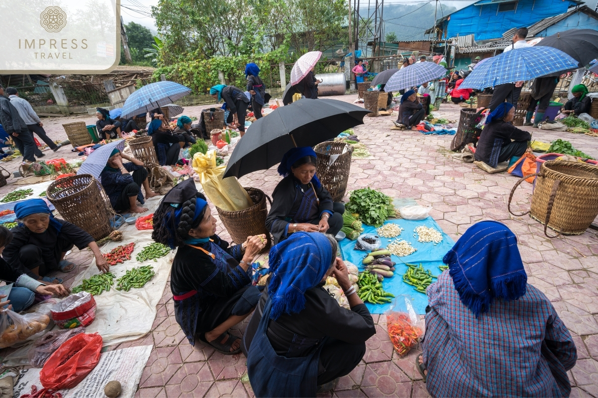 Visit the Hmong market-a Unique Hiking Tour of Seo My Ty Village in Sapa