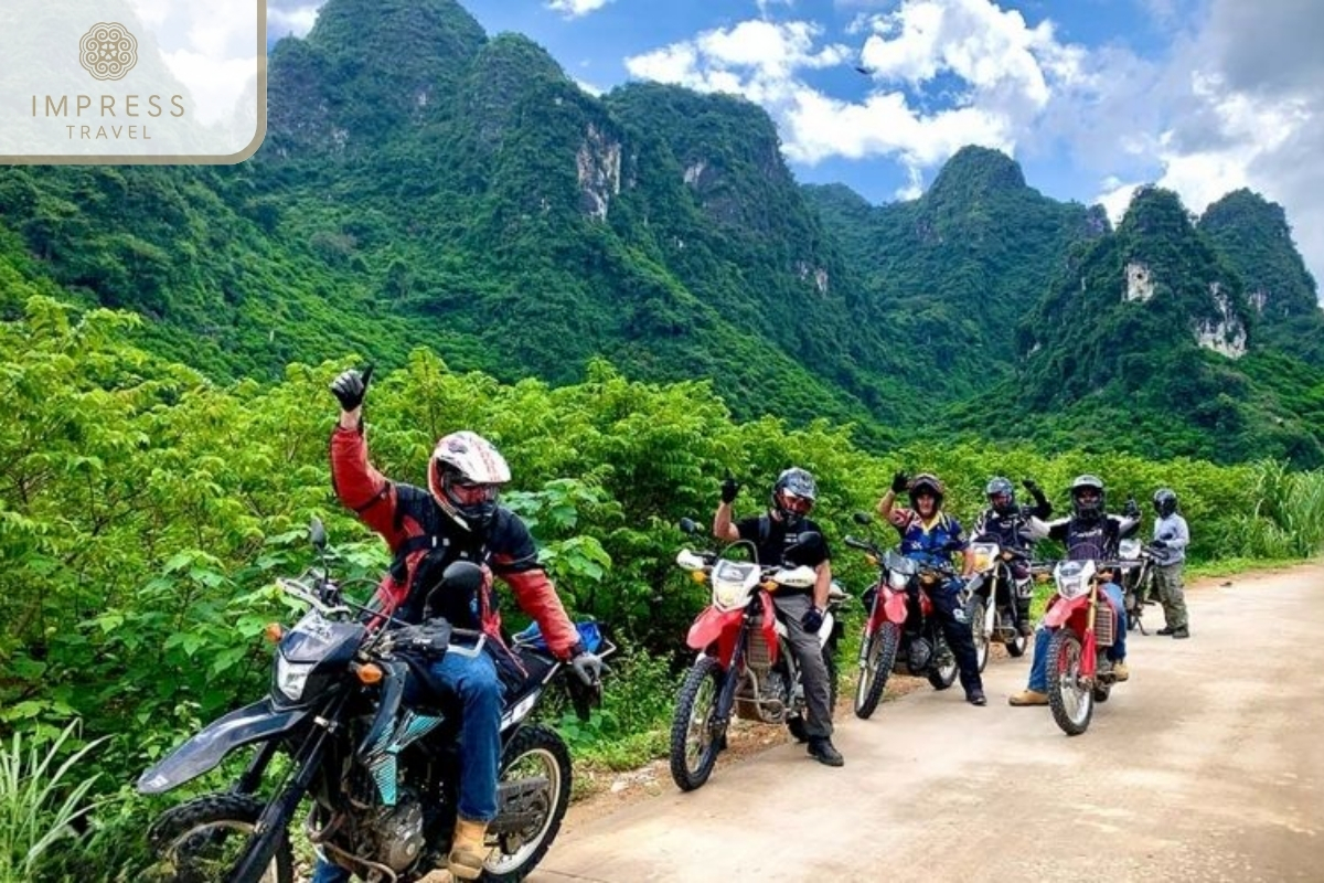 Visit cool green routes- Pu Luong Motorbike Scenic Tour