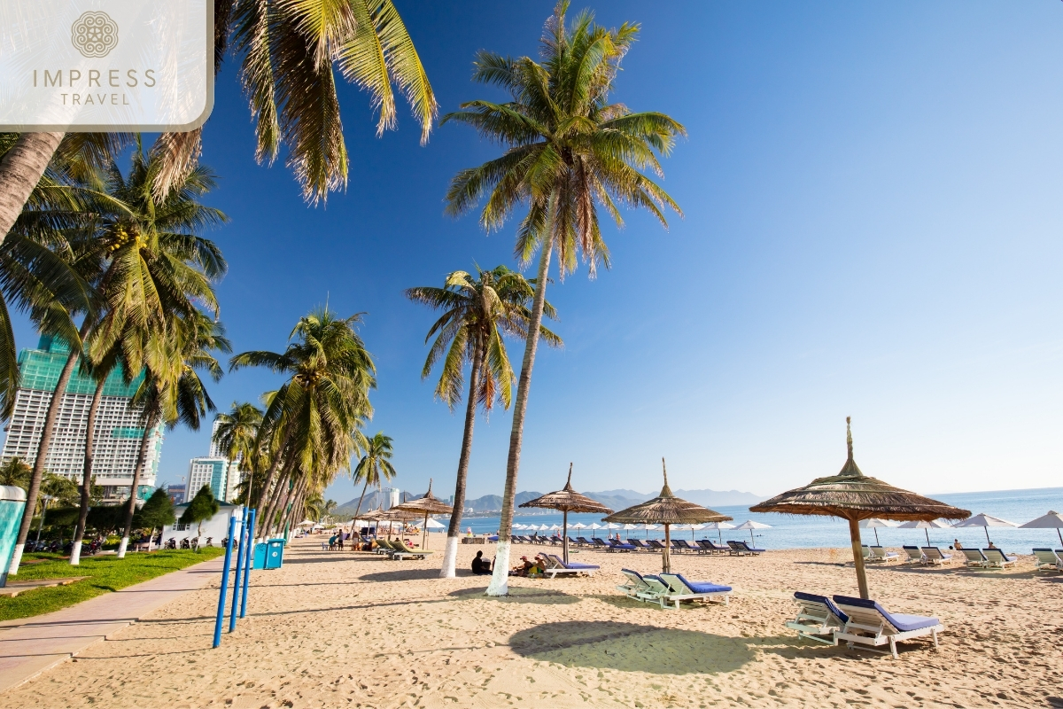  Nha Trang Bay Beach-Boat tour to discover the colorful corals in Nha Trang