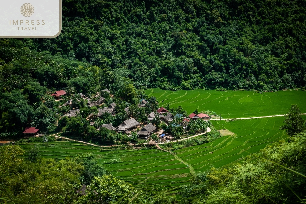 Pass through beautiful villages in Classic trekking tours in Pu Luong