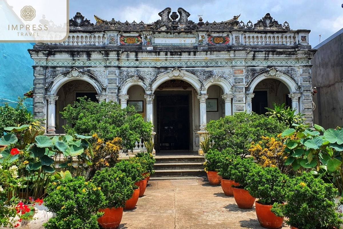 Huynh Thuy Le House in tour luxury cruise & tour on the Mekong