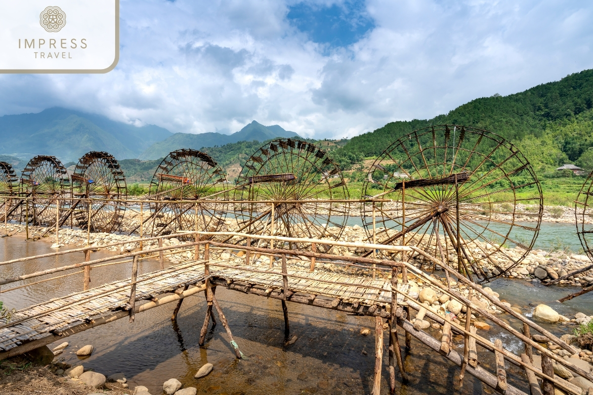 Ancient water wheel in Pu Luong-ancient waterwheels in Pu Luong tours 