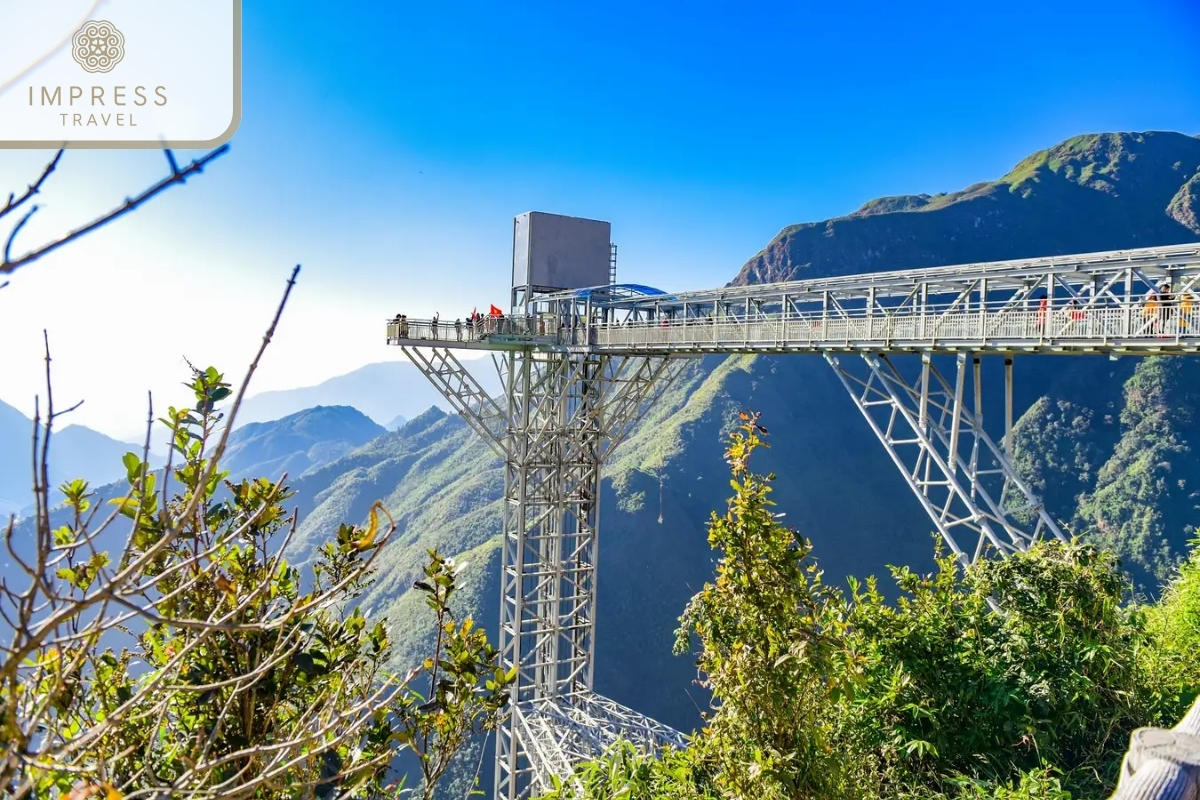 Impressive Glass Bridge Structure for Sapa Classic Tour