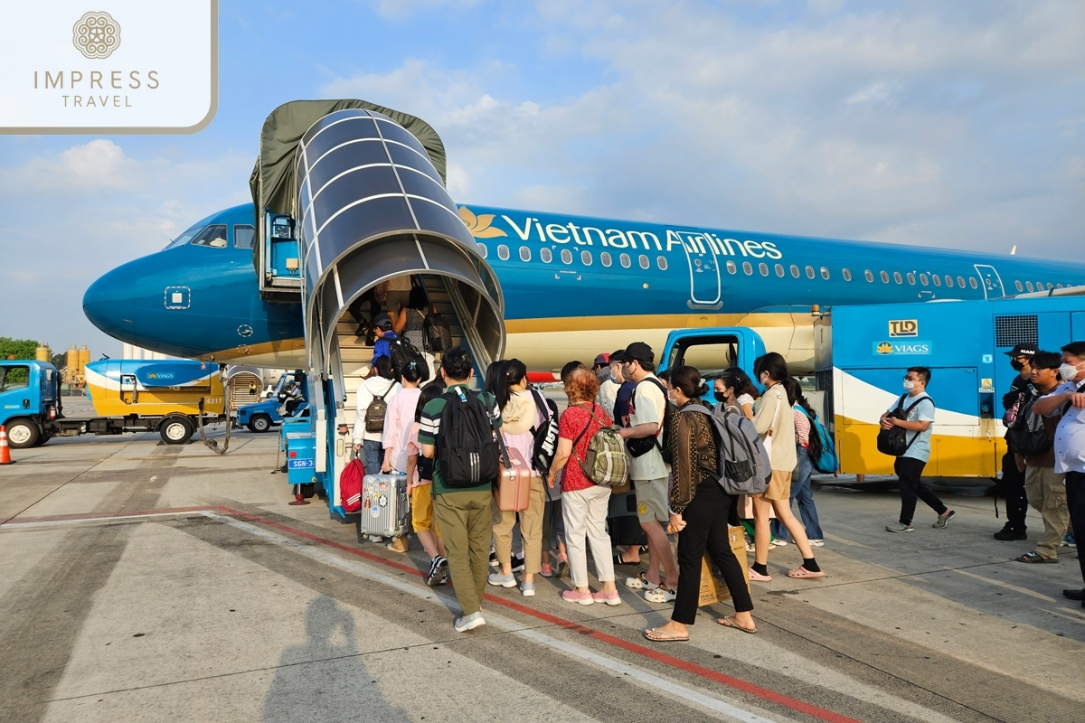 Boarding to fly from Ho Chi Minh City to Phu Quoc- how long the flight duration is from HCM to Phu Quoc?