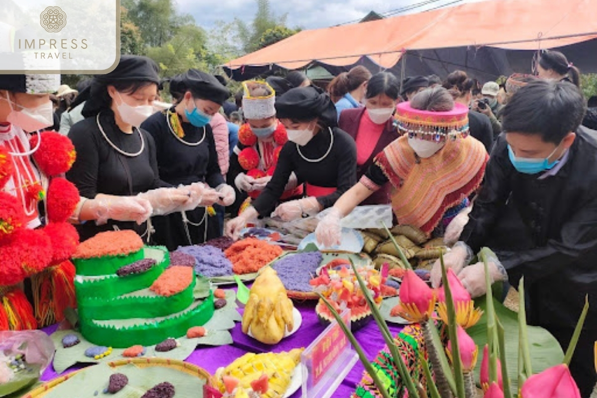 Tu Le sticky rice- North Vietnam package tour with Mu Cang Chai