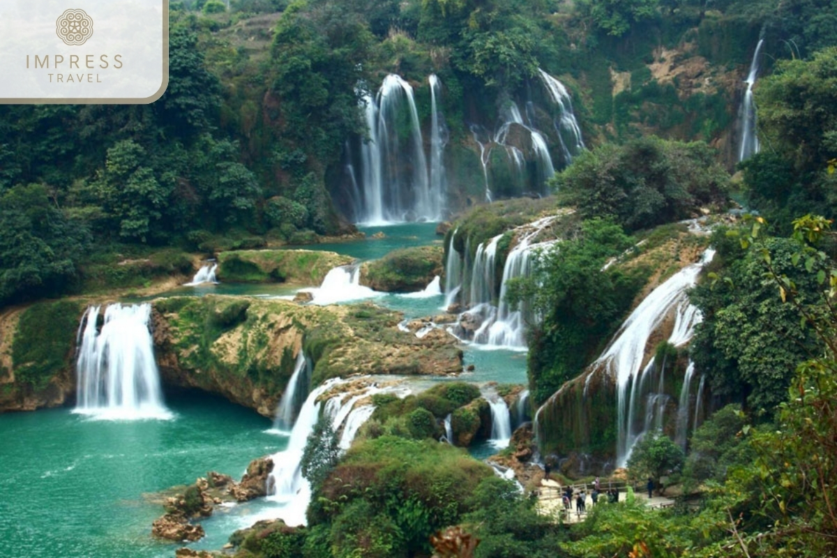 Panorama of Silver Waterfall-Silver Waterfall in Sapa Tour 