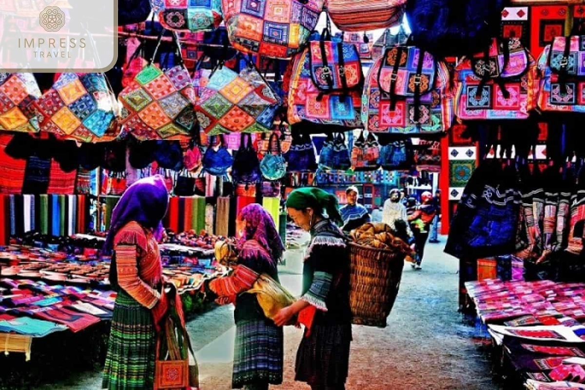 Bac Ha Market