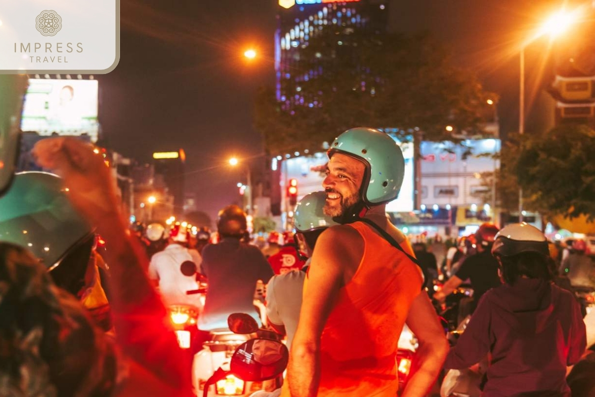 Street Food Tour by Motorbike in Ho Chi Minh City