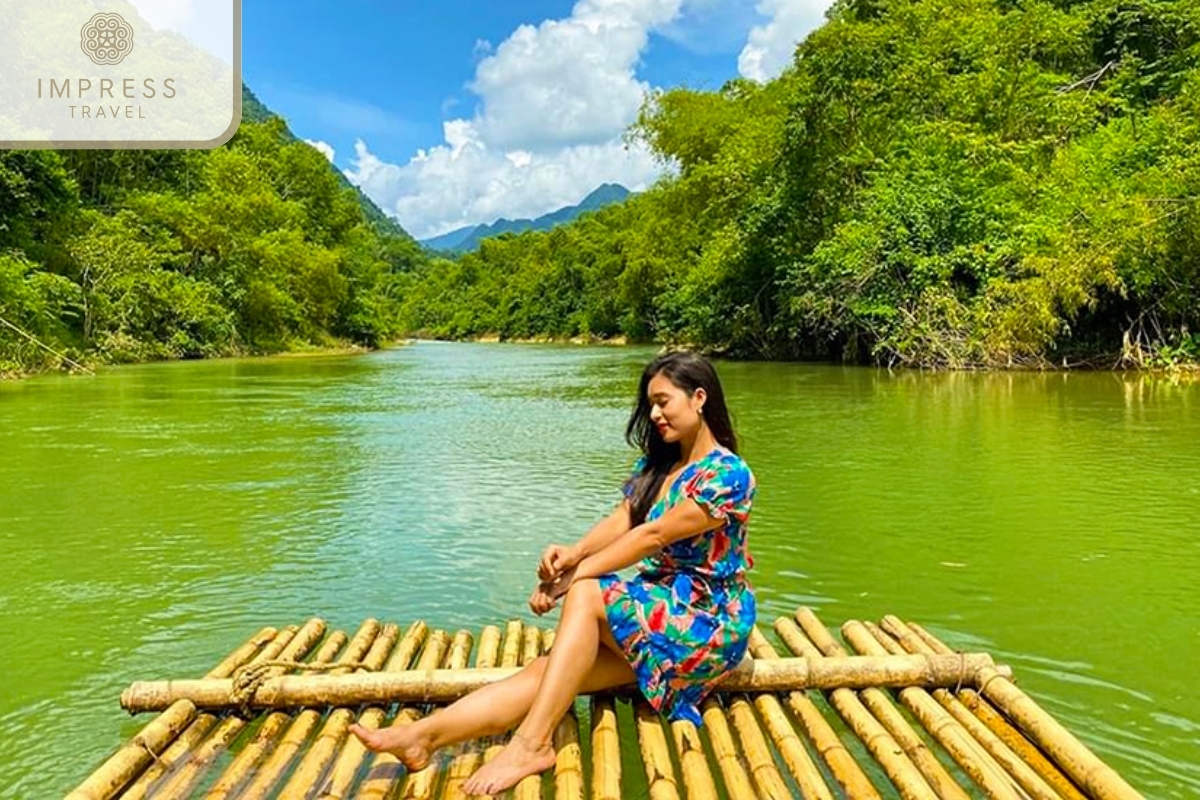 Bamboo Rafting on Cham Stream