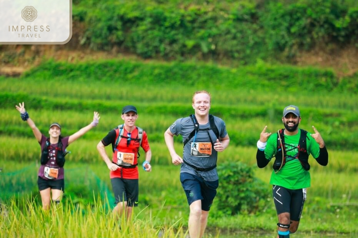 Jogging in the rice fields- great trekking tour in Pu Luong Nature 