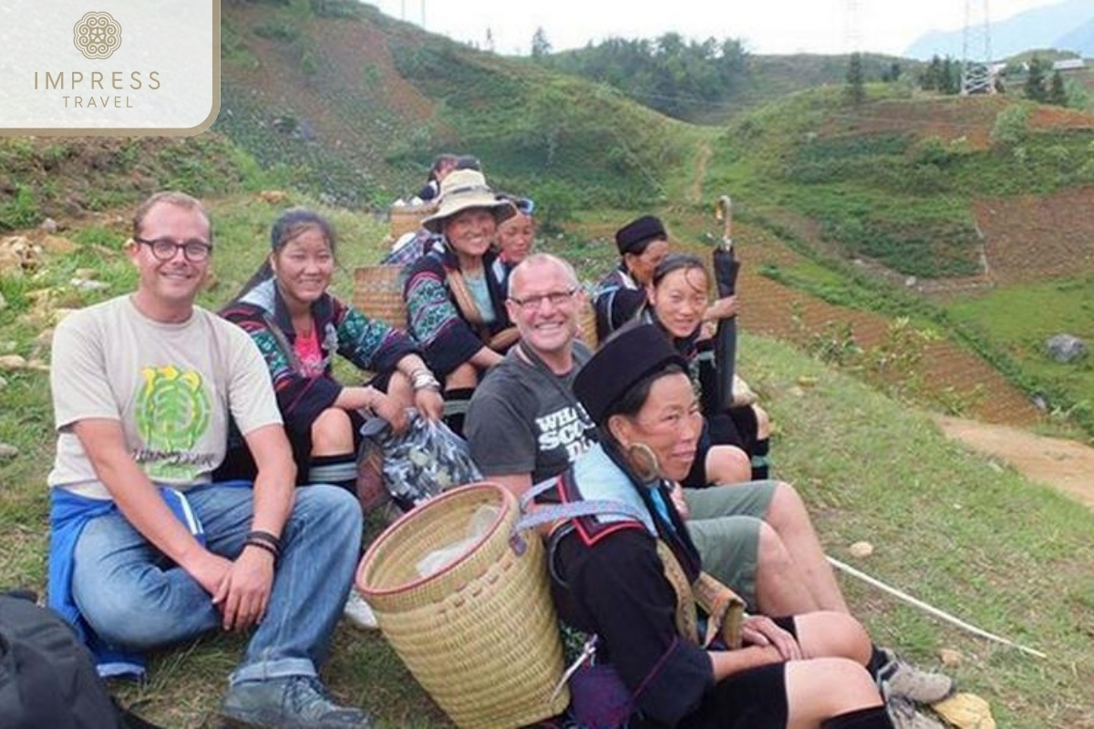 The people are hospitable-Y Linh Ho Valley trekking tour from Sapa