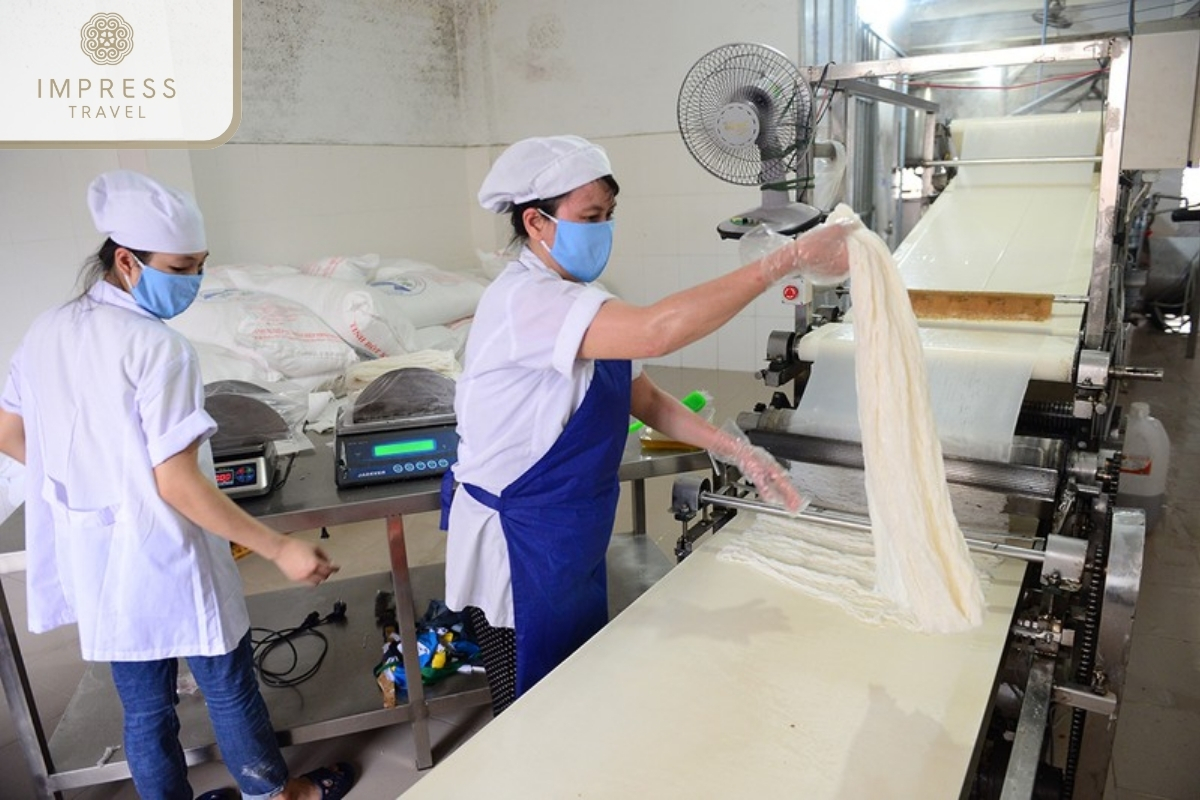 Rice Noodle Factory in May Islet tour to explore the Mekong River Delta