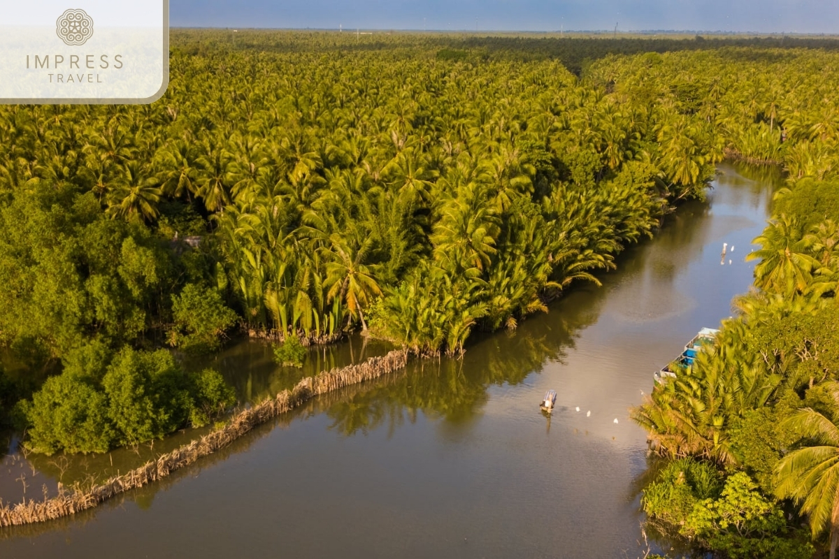 Visit to Ben Tre in My Tho Mekong Tour half day to visit floating fishing villages