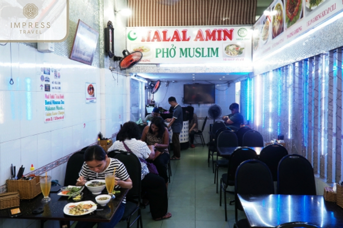 Pho Muslim-Halal Food Restaurants for Muslim Tours in Ho Chi Minh City