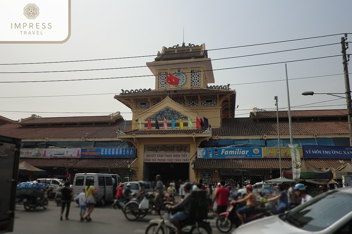  The Saigon-Cholon Historical Experience