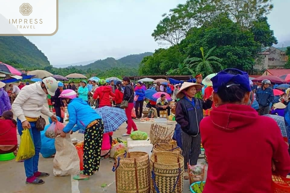 Pho Doan Market