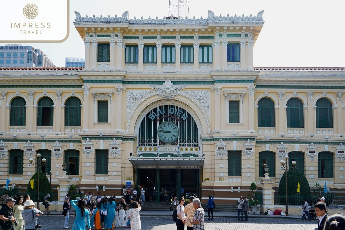 Central Post Office in Daily City Tours in Ho Chi Minh City