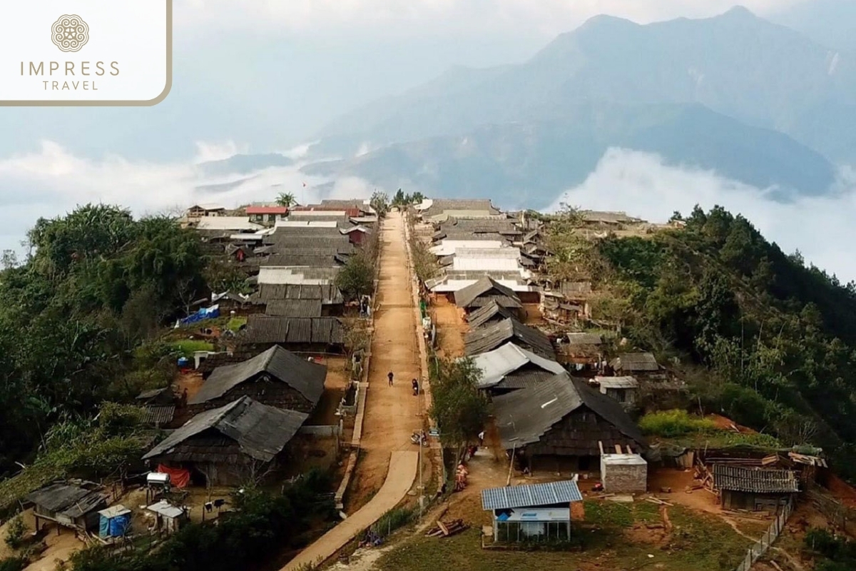 Cu Vai Village